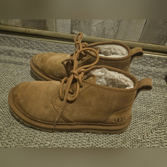 UGG Neumel Chesnut Womens Lace-up Boots. 7. - Picture 2 of 9